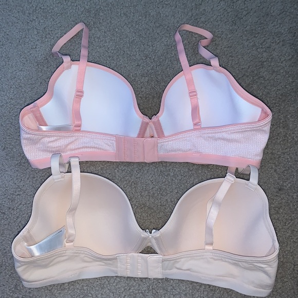 Two Pack H&M Lightly Padded Wire Bras in Nude and a Light Pink Pattern, Size 36C - Picture 2 of 4